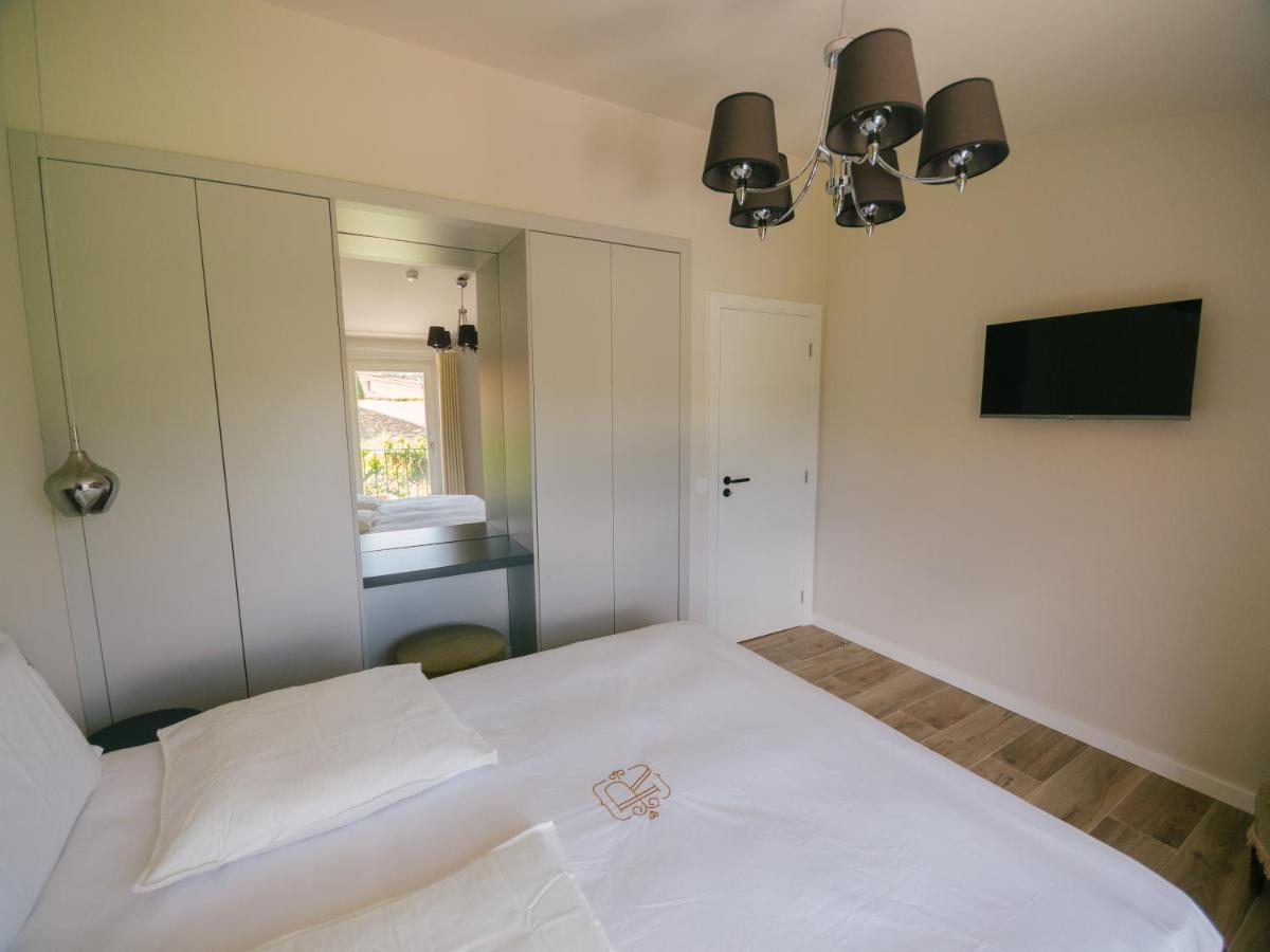 Farm stay Quinta Vale De Sousa - Douro Valley