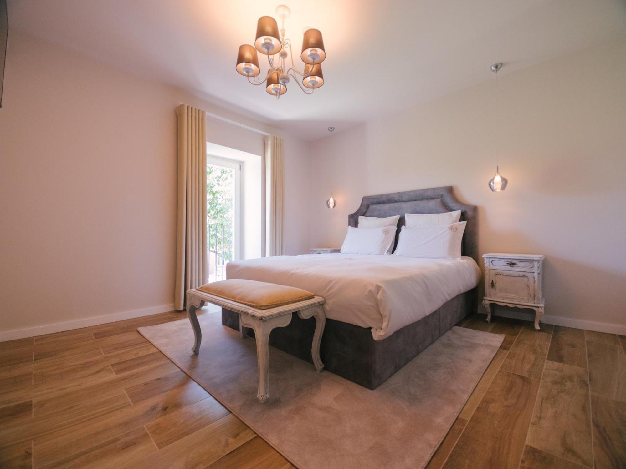 Quinta Vale De Sousa - Douro Valley Farm stay Peso da Regua